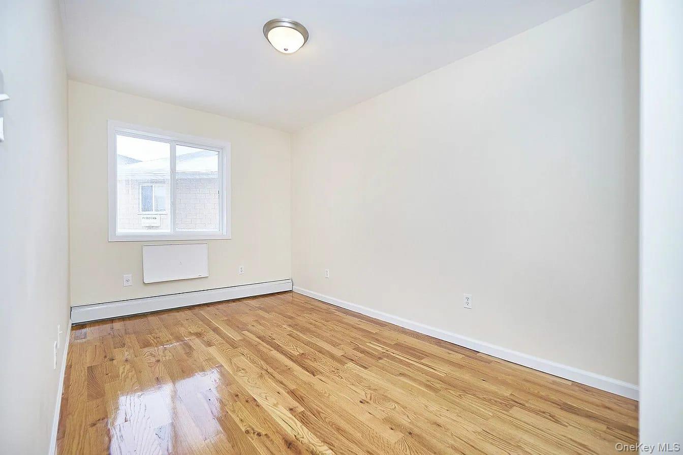9321 197th Street Property Photo 2