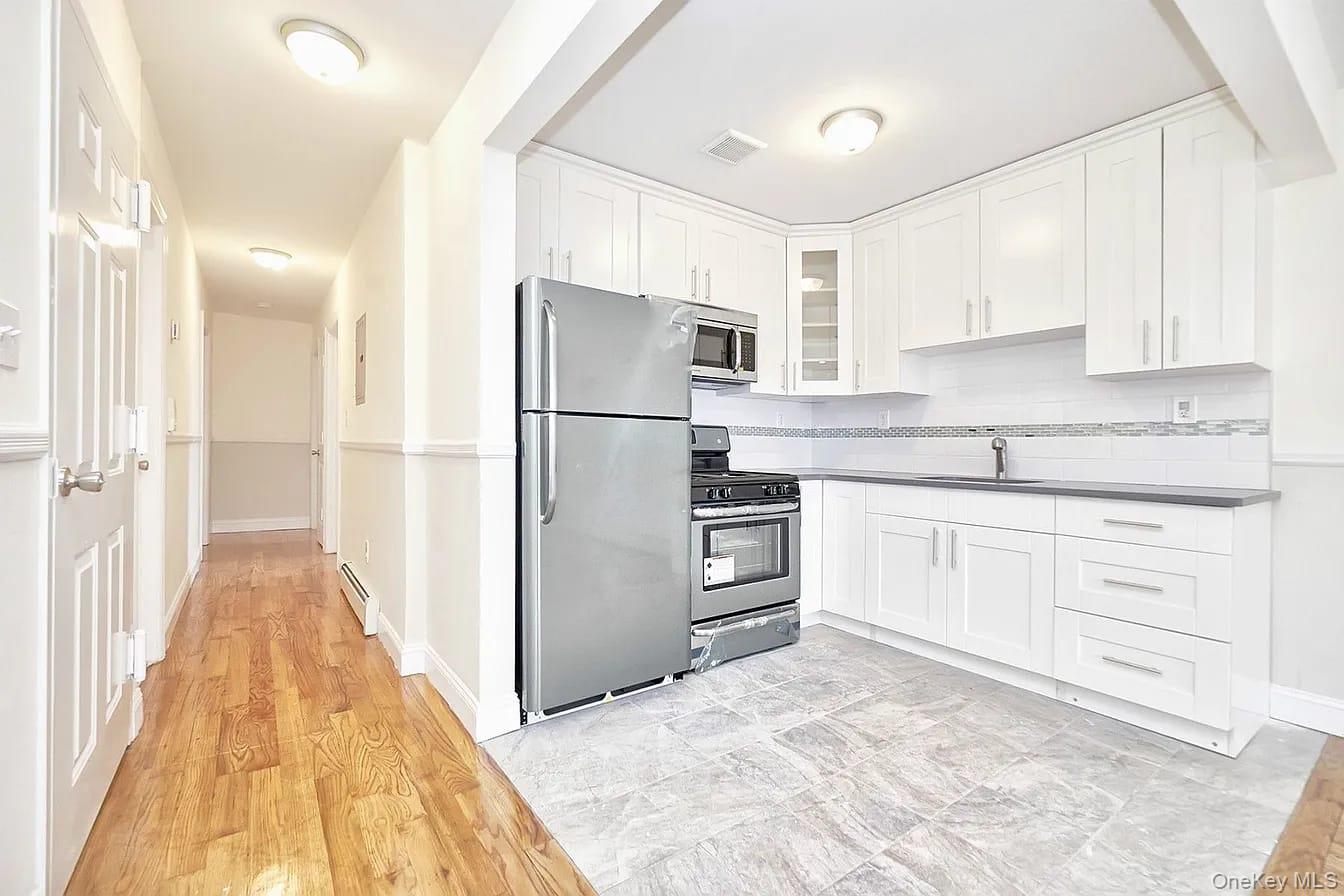 9321 197th Street Property Photo 11