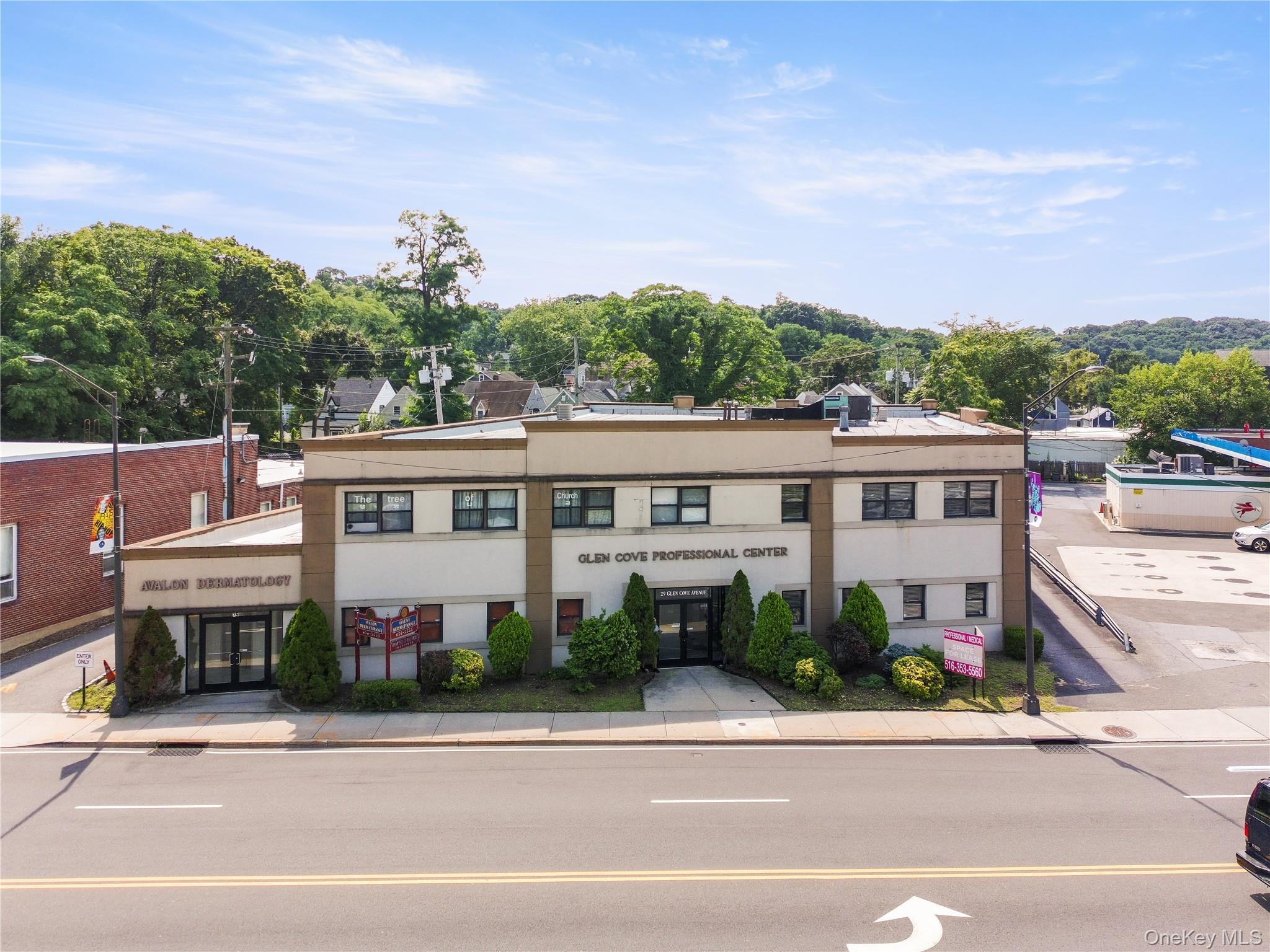 29 Glen Cove Avenue 210 Property Photo 1