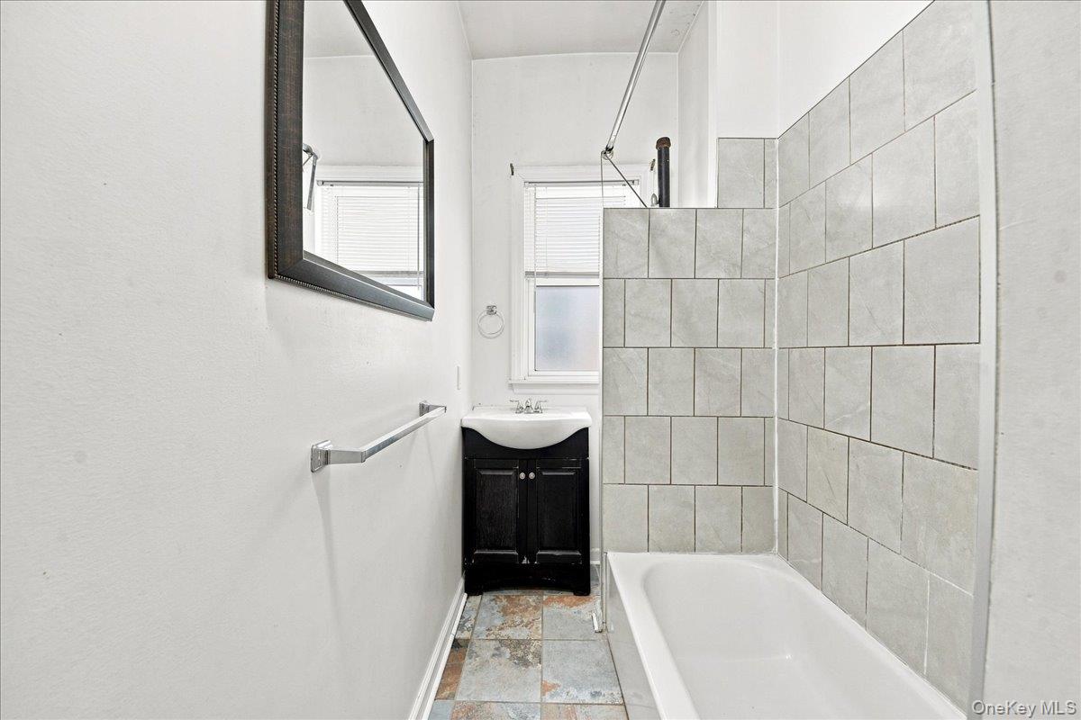 1346 College Avenue Property Photo 11