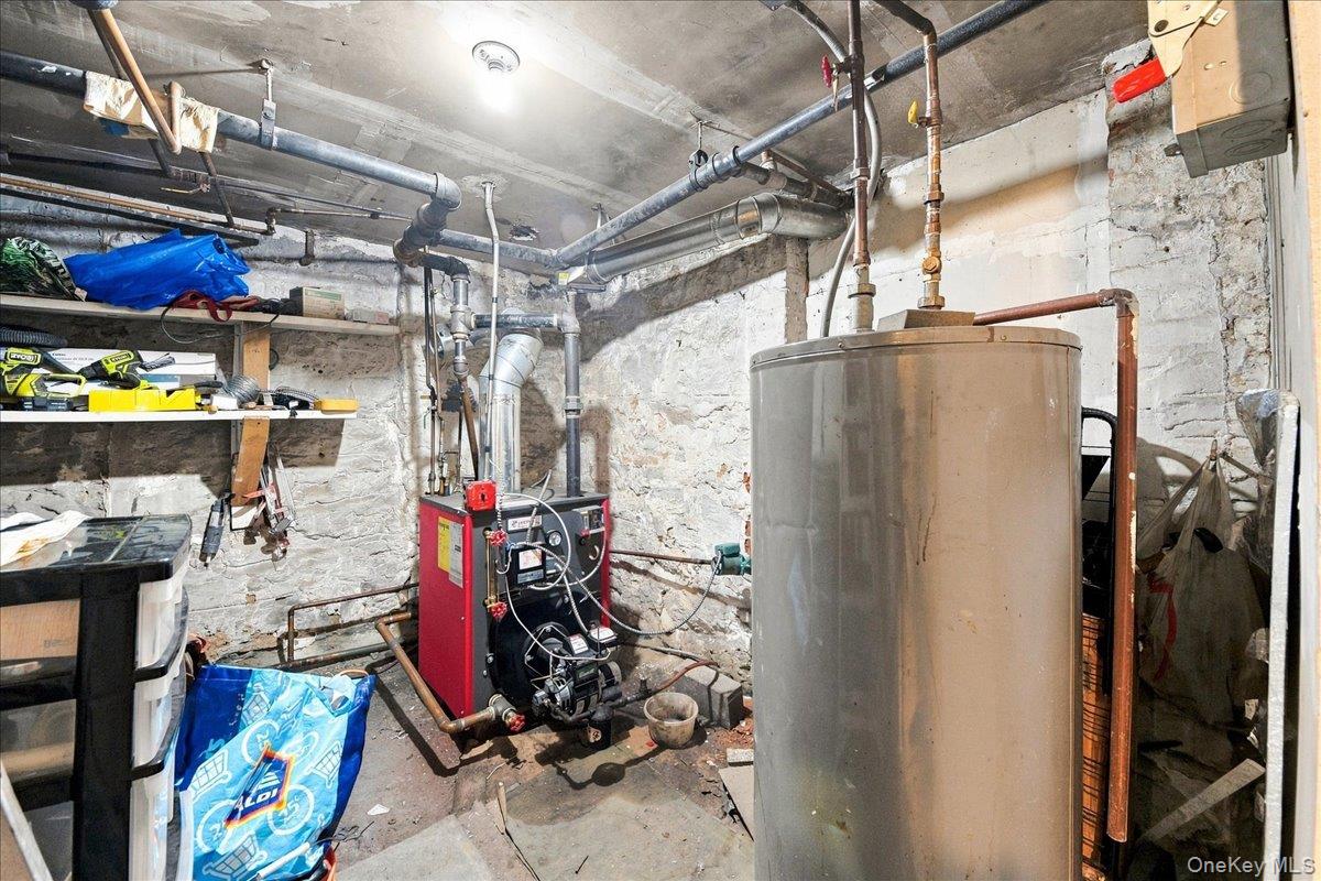1346 College Avenue Property Photo 28