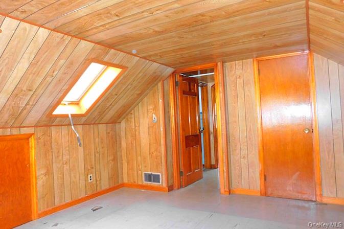 20 Farm Lane Property Photo 13