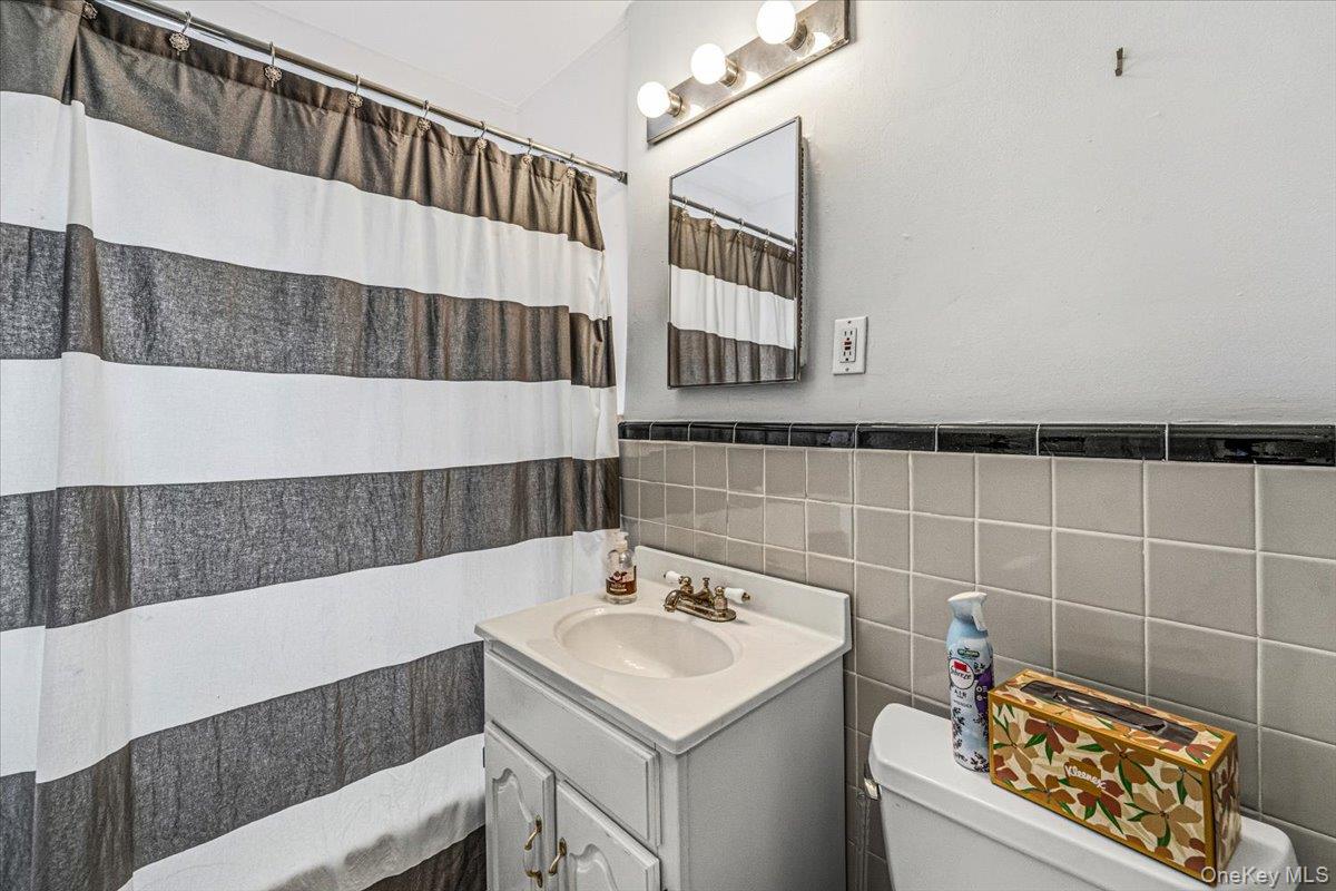 220-15 75th Avenue 86a2 Property Photo 10