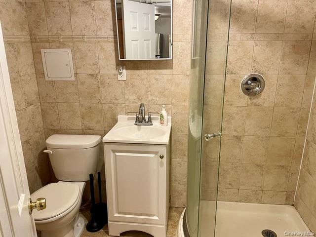 22-29 36th Street Property Photo 8