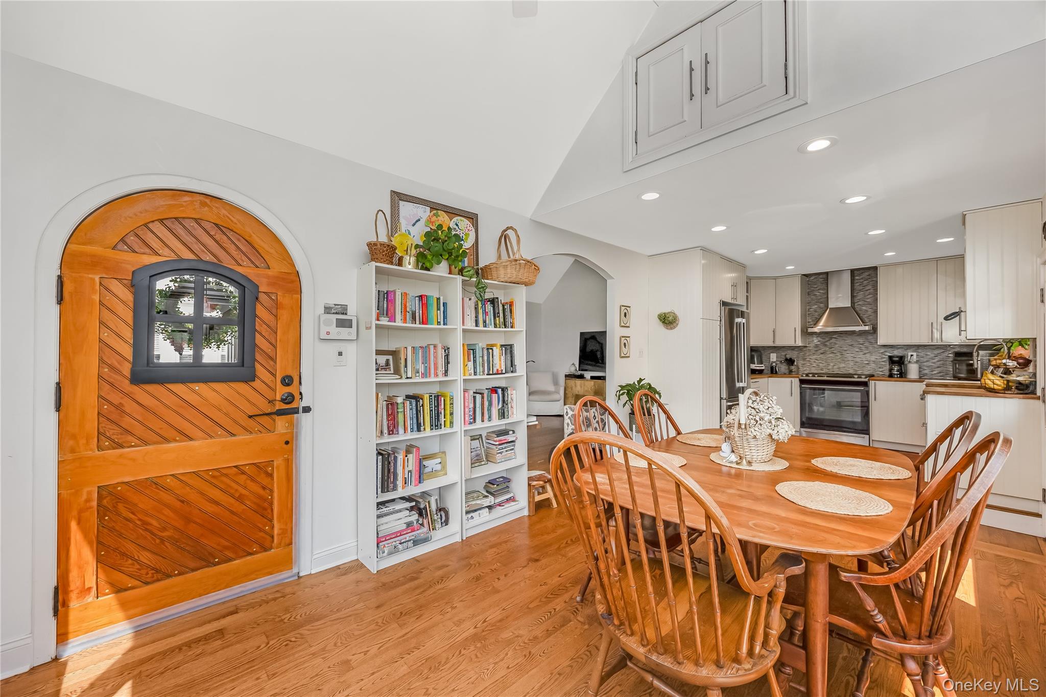24 Harmon Street Property Photo 6