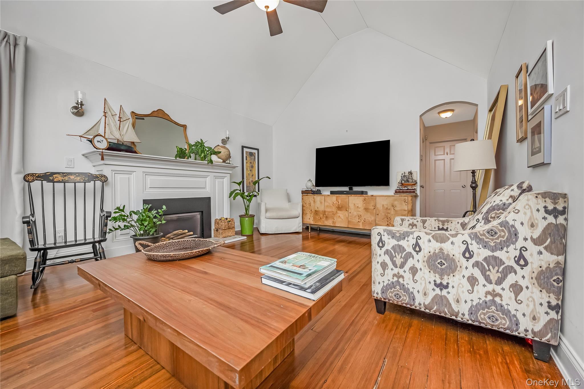 24 Harmon Street Property Photo 10