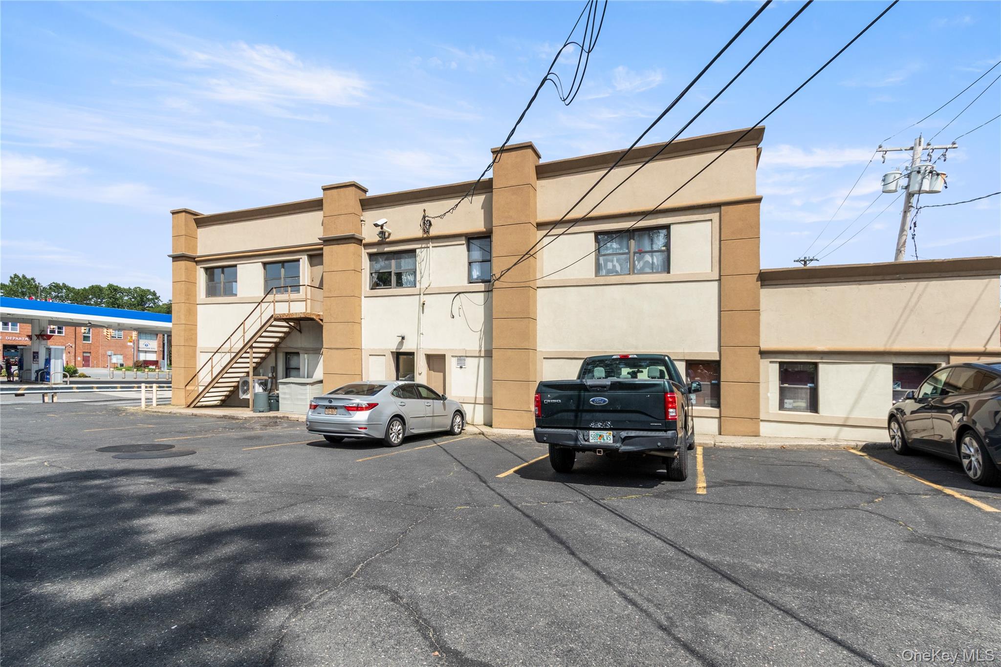 29 Glen Cove Avenue 212 Property Photo 5