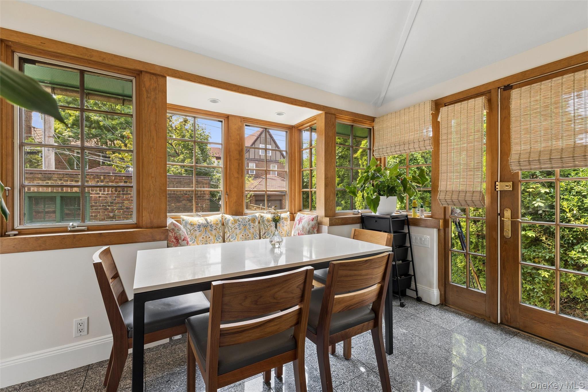 9 Whitson Street Property Photo 7