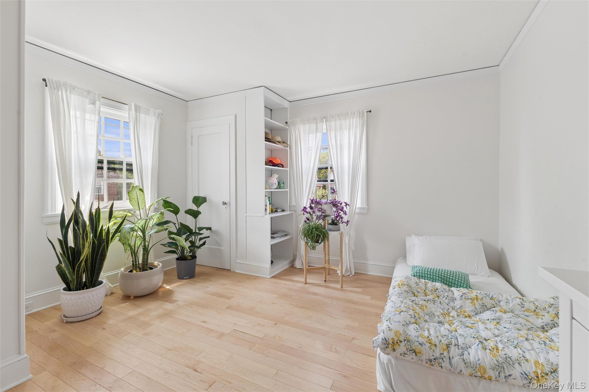 9 Whitson Street Property Photo 13