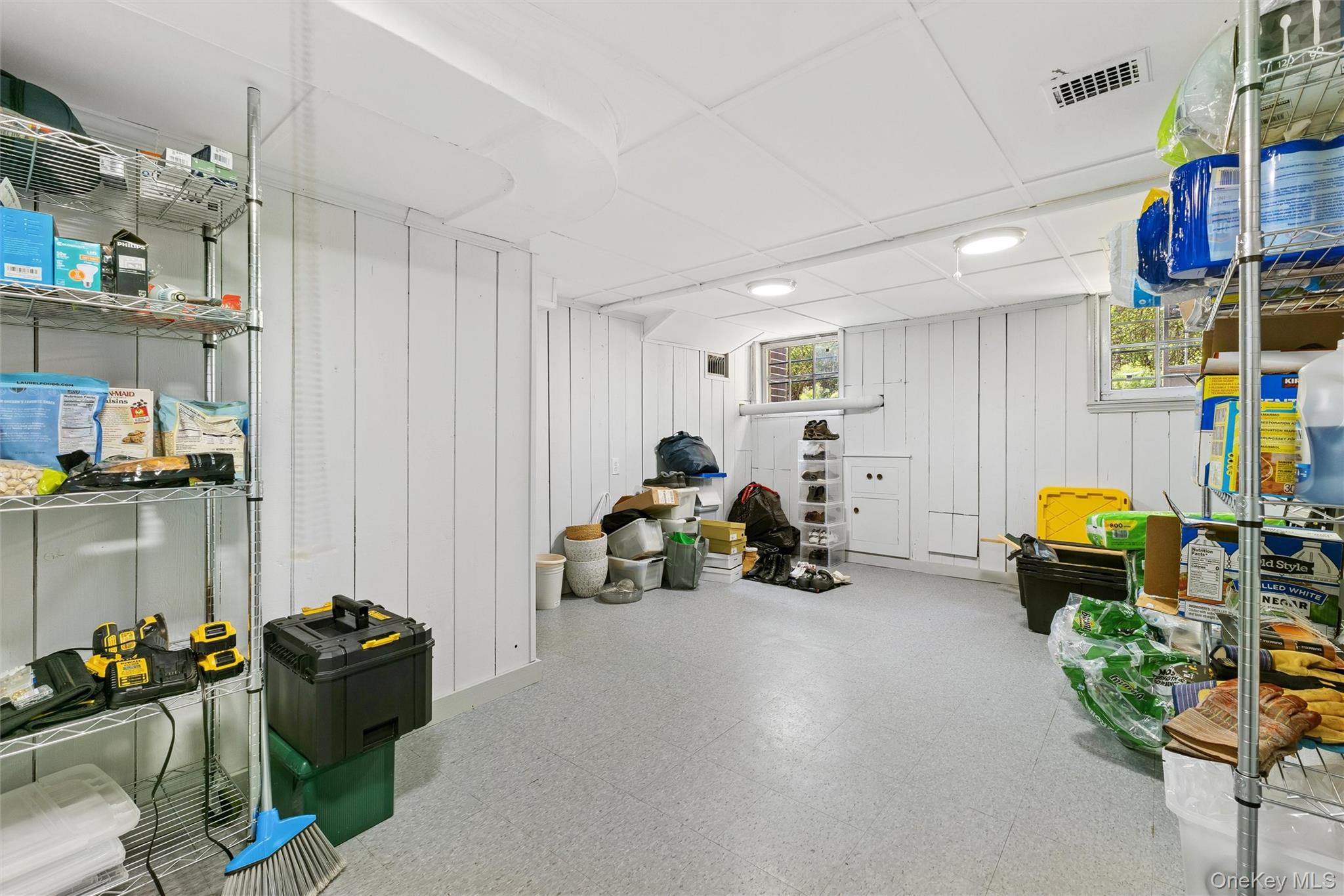 9 Whitson Street Property Photo 24