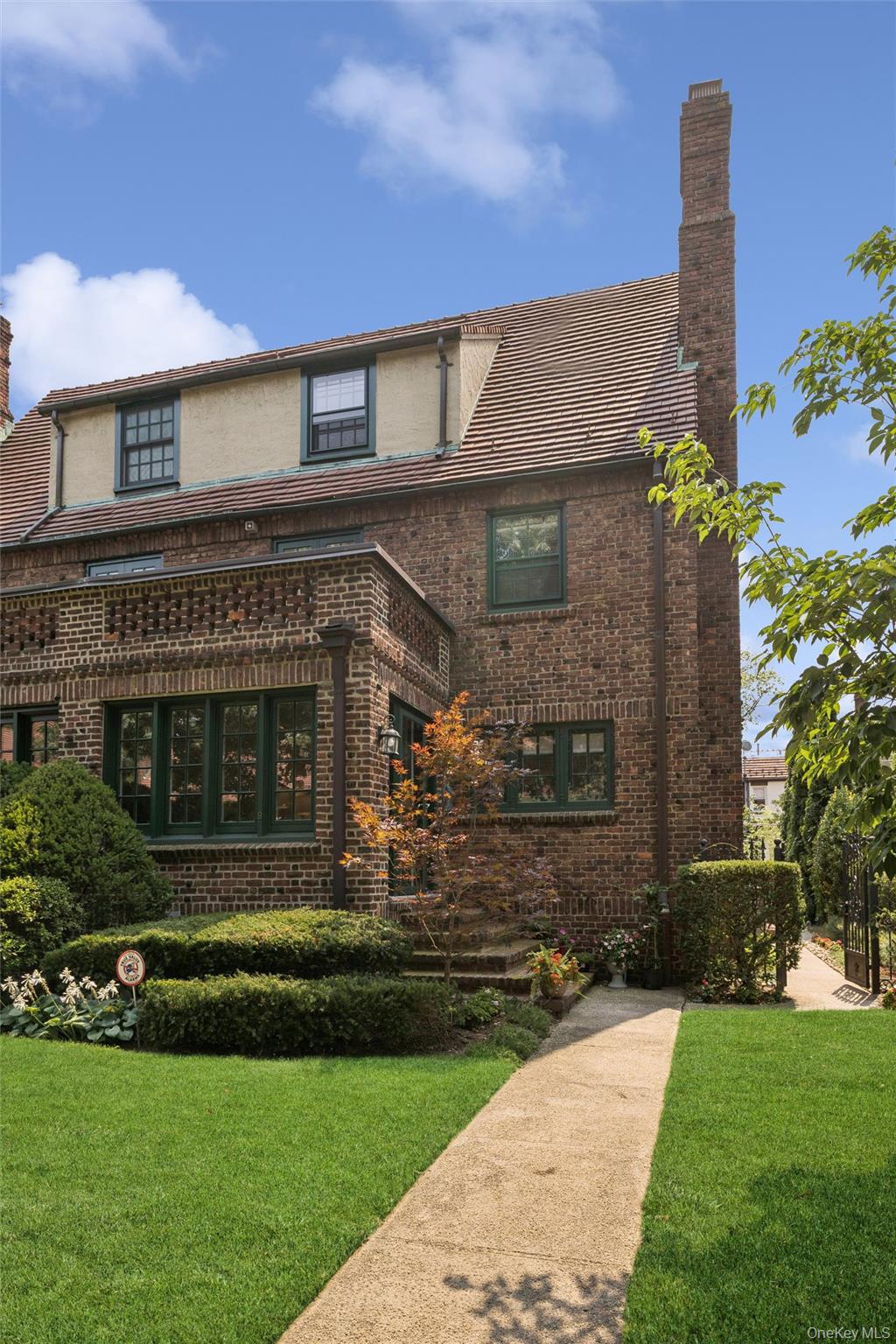 9 Whitson Street Property Photo 29