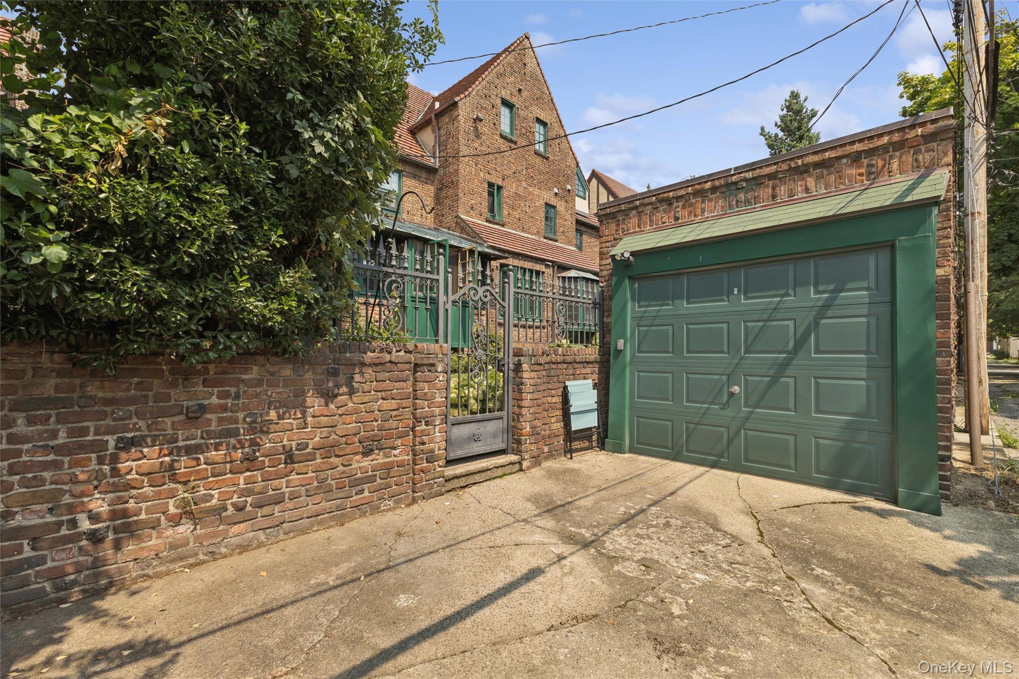 9 Whitson Street Property Photo 34