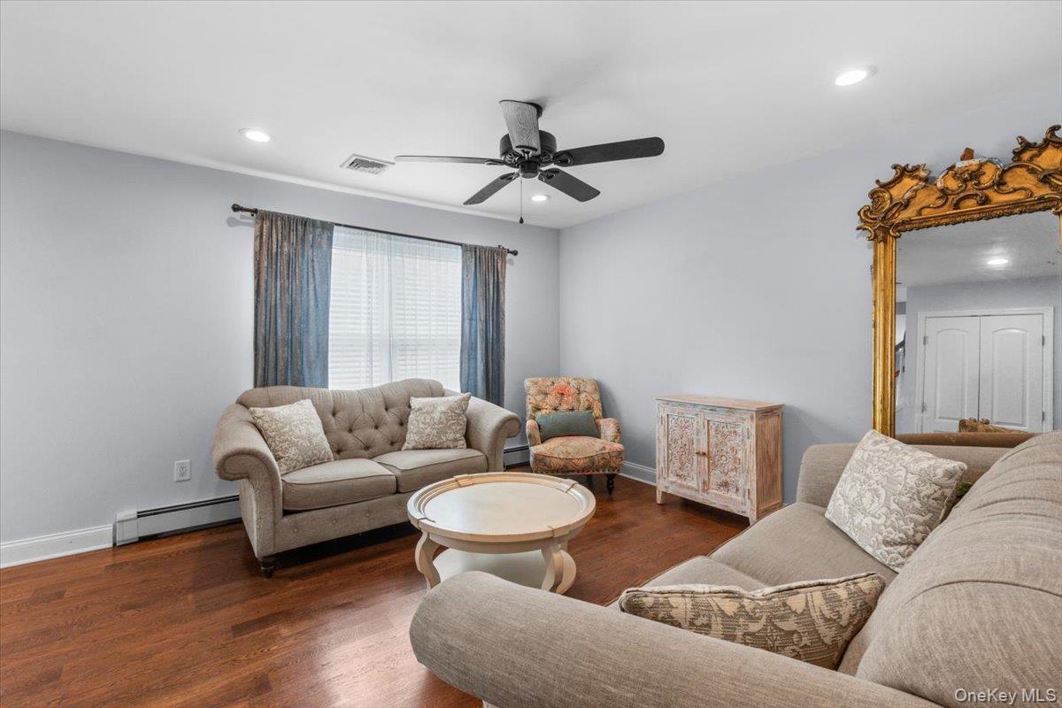 177 N Queens Avenue Property Photo 13