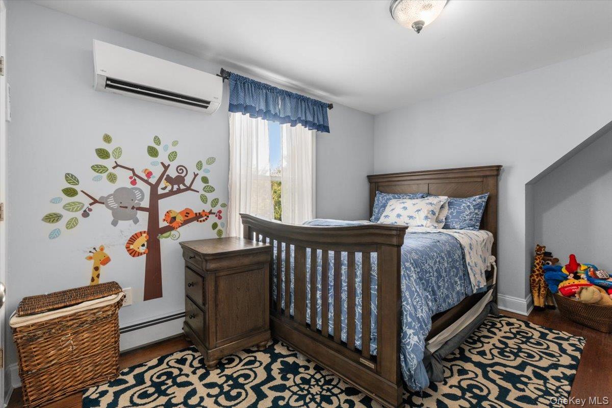 177 N Queens Avenue Property Photo 27