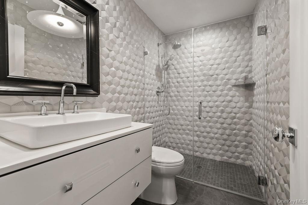 176 Grandview Avenue Property Photo 20