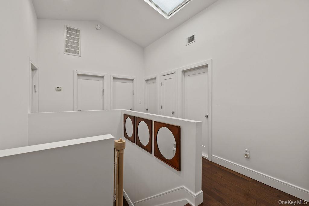 176 Grandview Avenue Property Photo 30