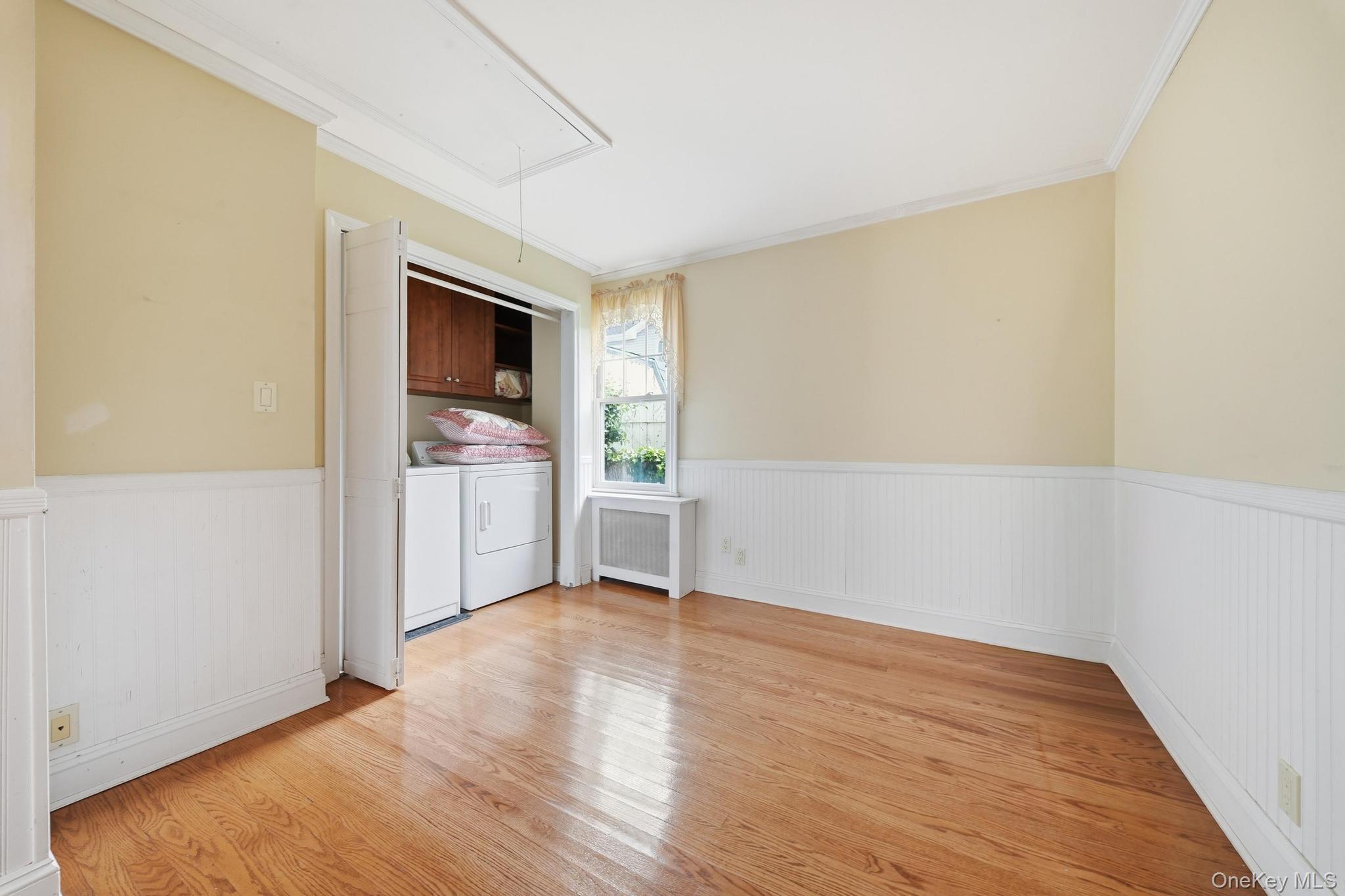 496 Windsor Place Property Photo 24