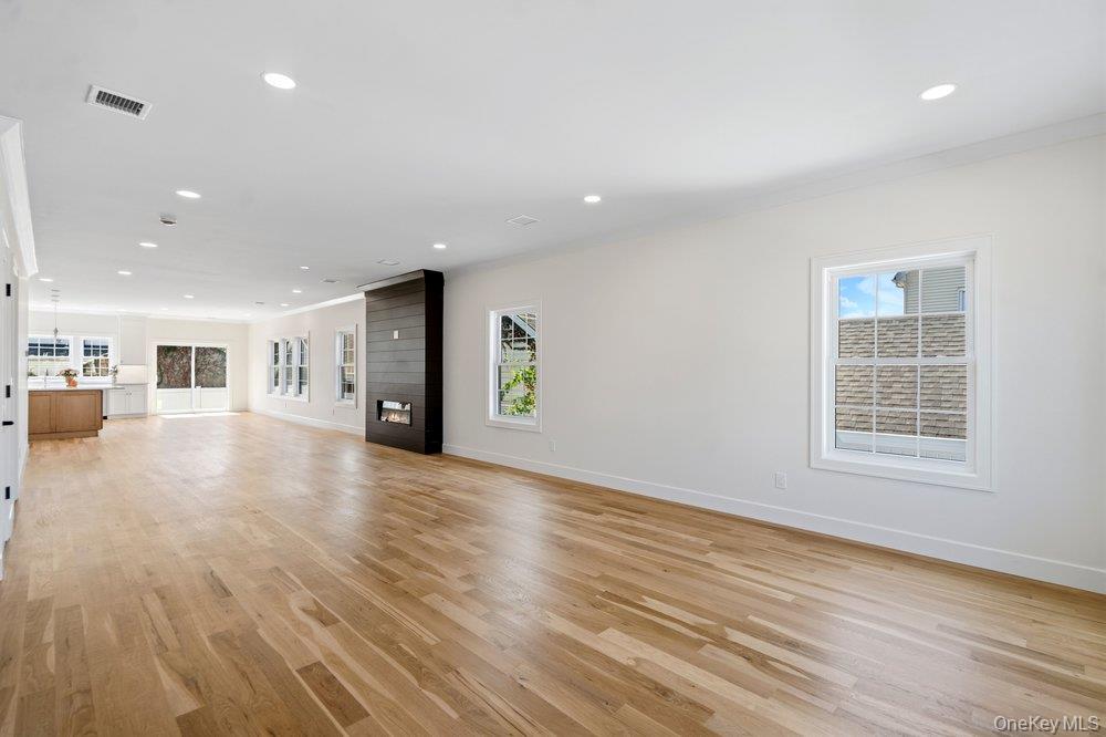101 Brown Street Property Photo 32