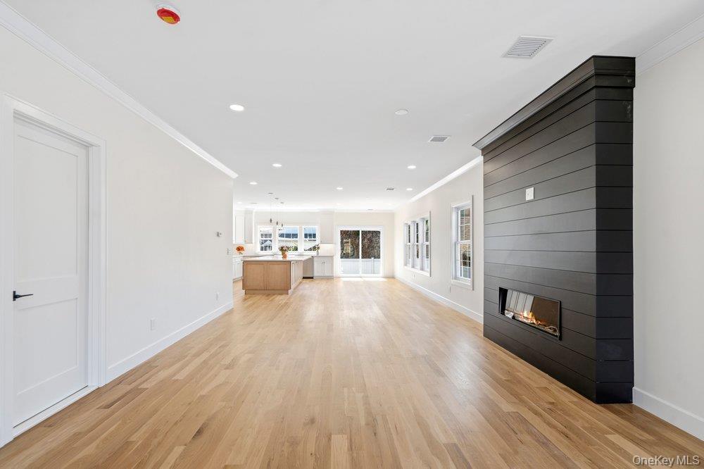 101 Brown Street Property Photo 35