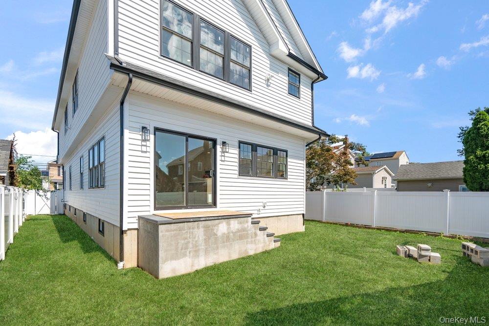 101 Brown Street Property Photo 49
