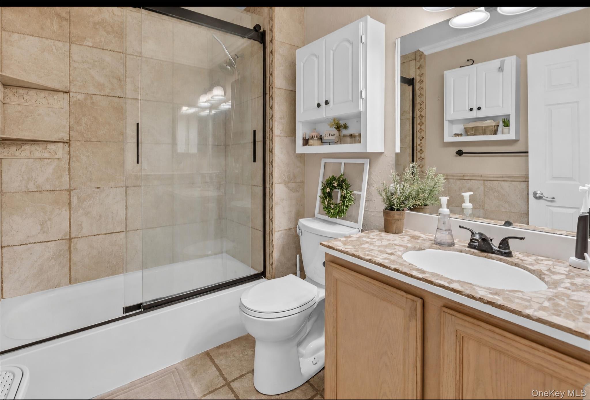 25 Victorian Lane Property Photo 11