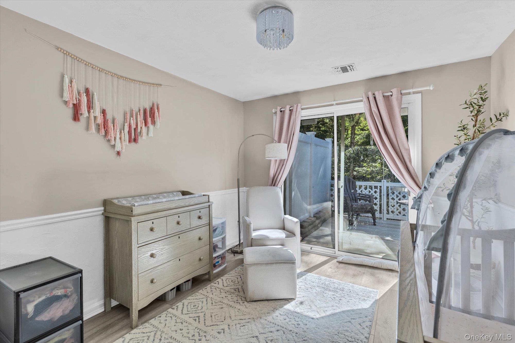 25 Victorian Lane Property Photo 12