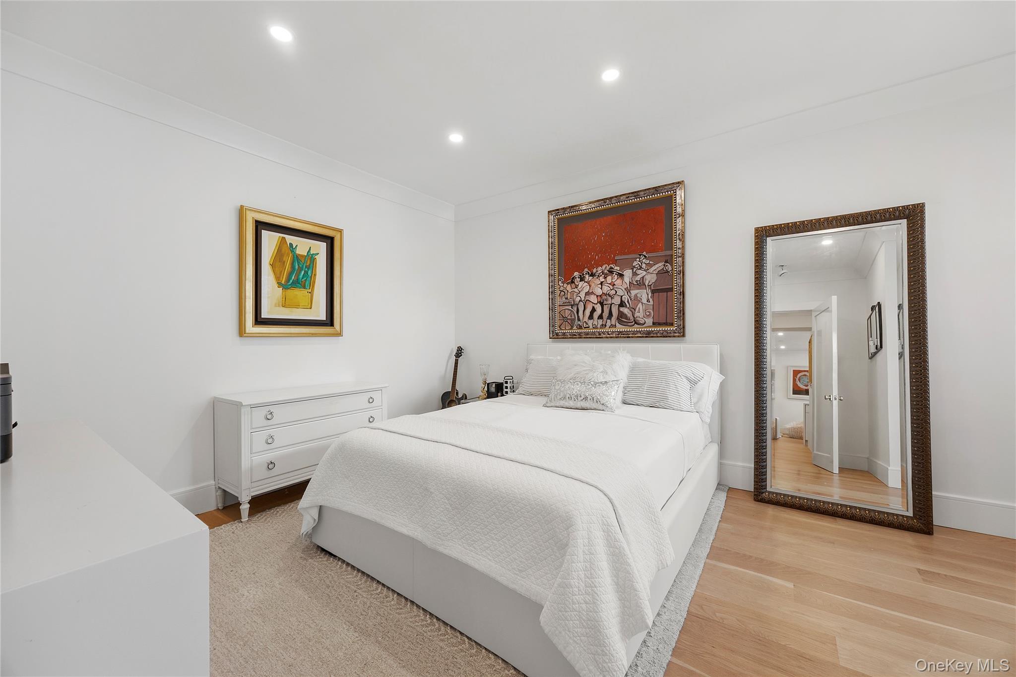 8 Midland Gardens 3i Property Photo 18
