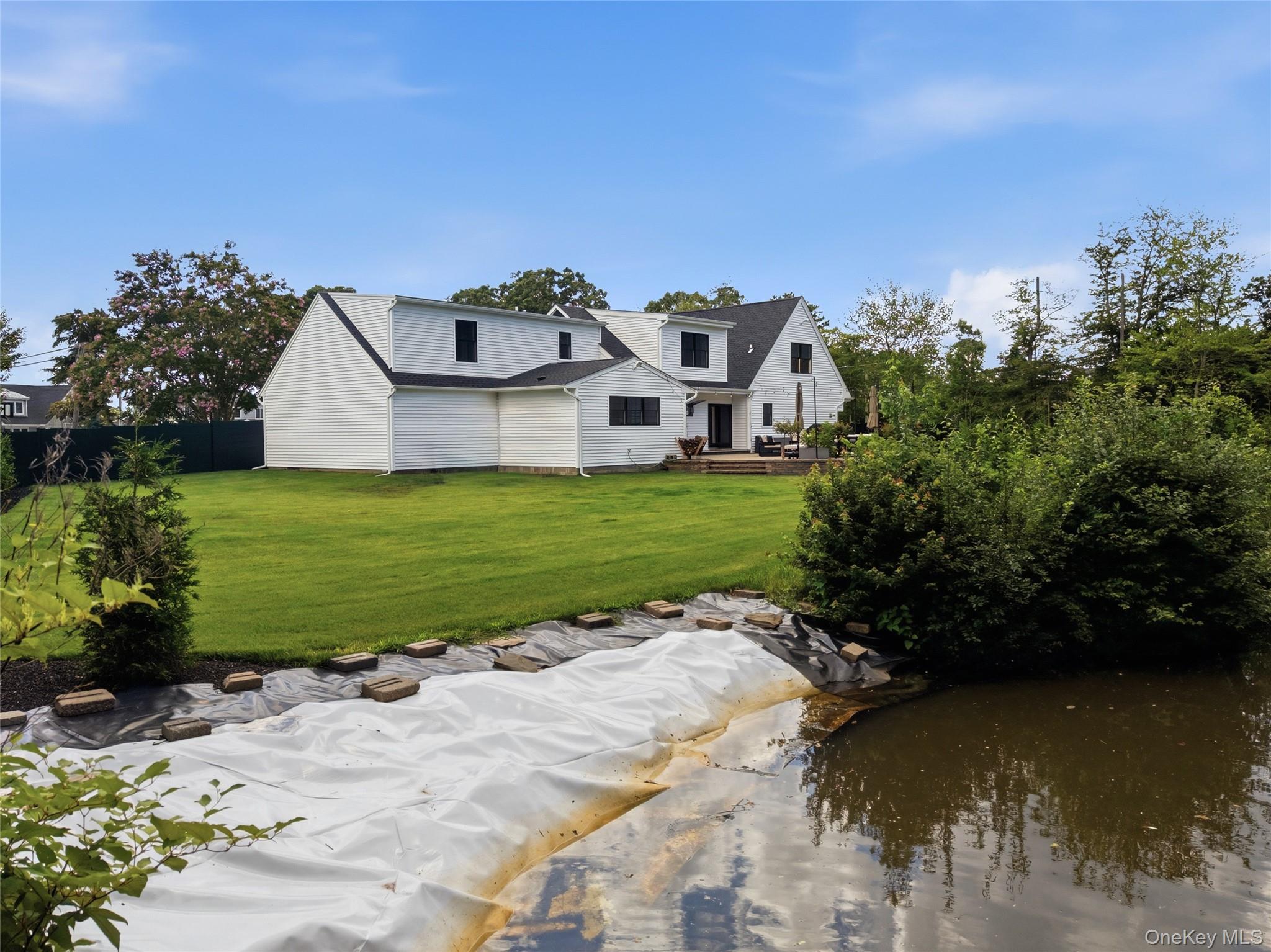 16 Twin River Drive Property Photo 11