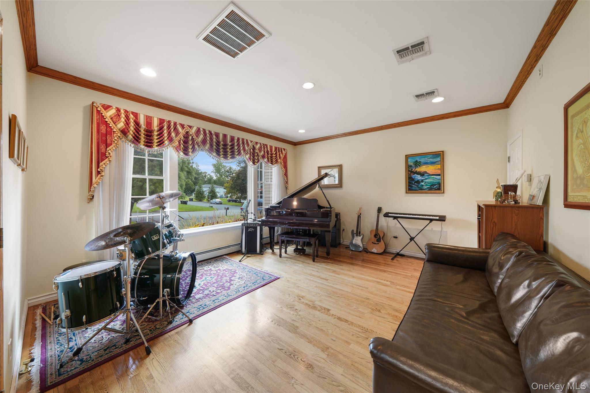 6 Orchard Hill Drive Property Photo 7