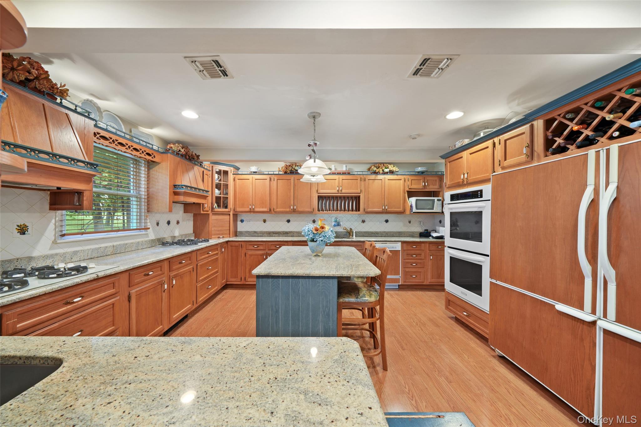6 Orchard Hill Drive Property Photo 8