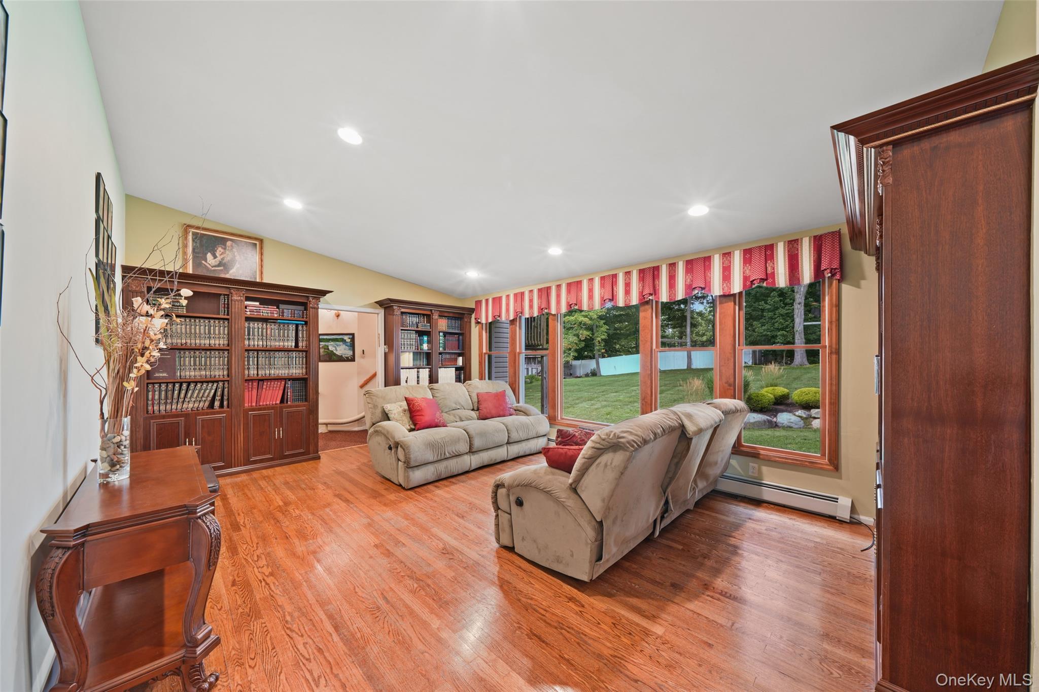 6 Orchard Hill Drive Property Photo 13