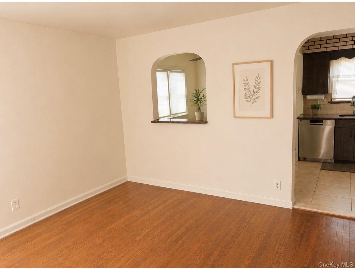 1039427 Property Photo 6