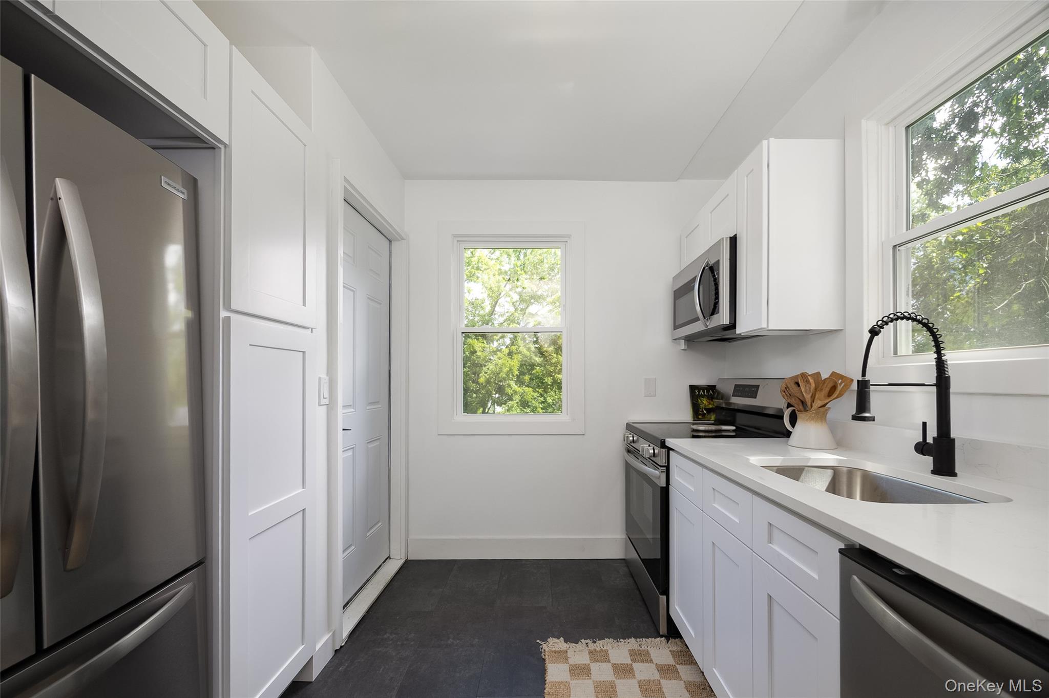 34 Lakeview Avenue Property Photo 13