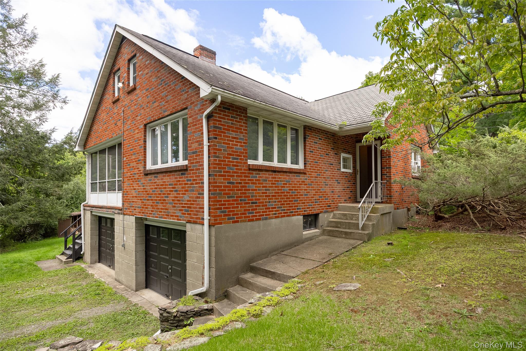 1261 Union Avenue Property Photo 1