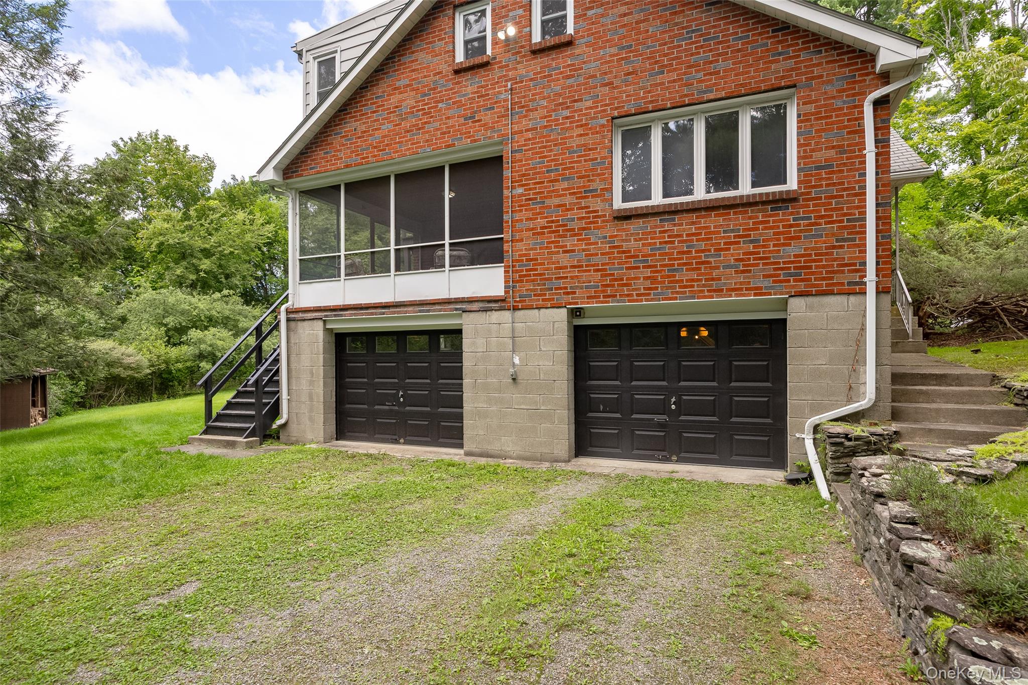 1261 Union Avenue Property Photo 2