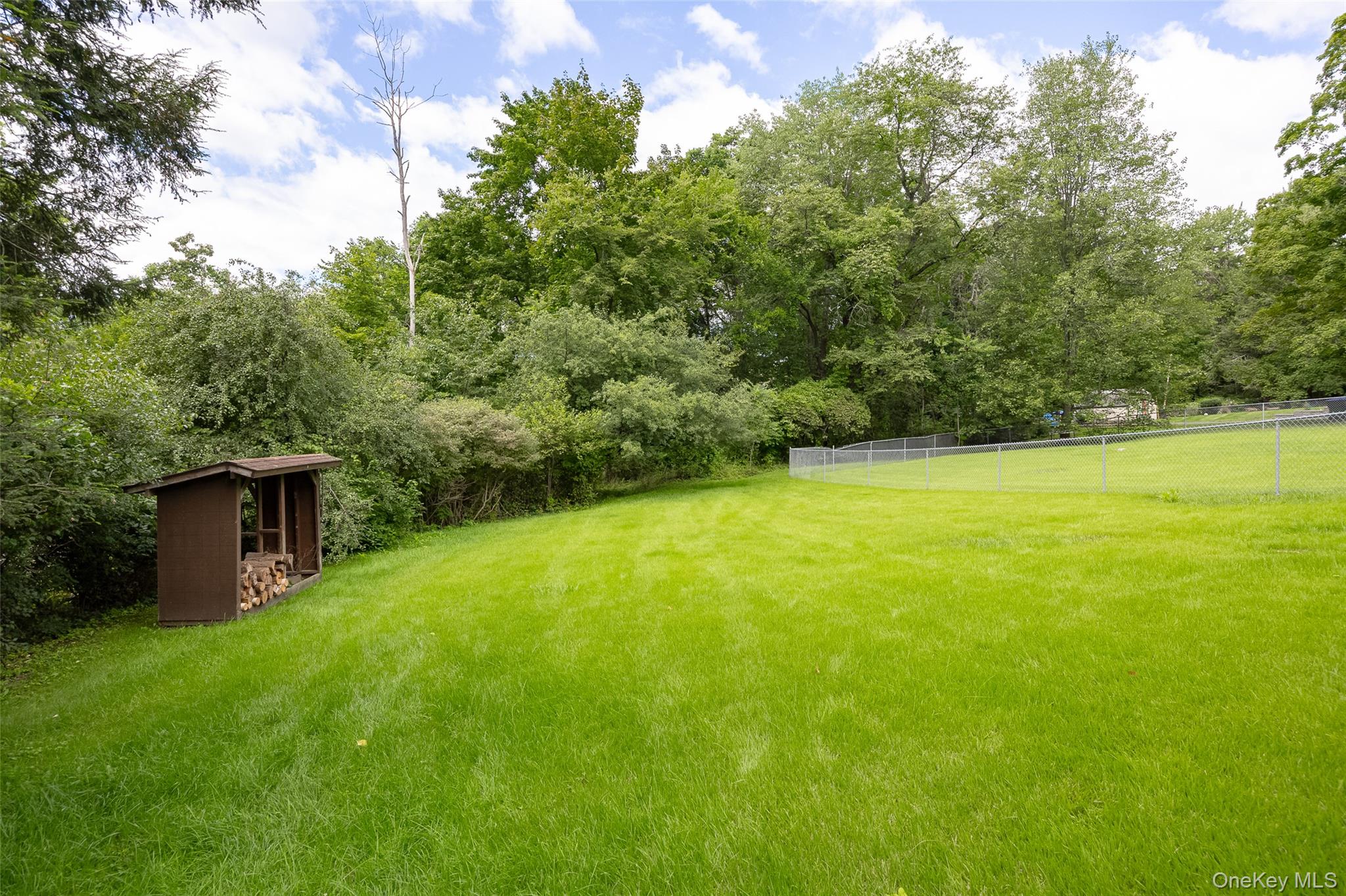 1261 Union Avenue Property Photo 20