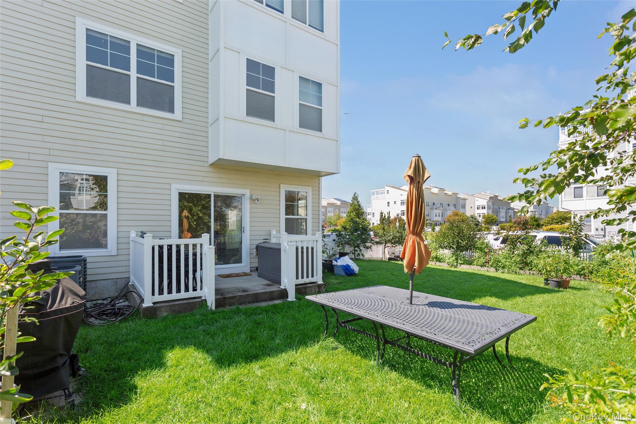 62-14b S Ocean Avenue Property Photo 12