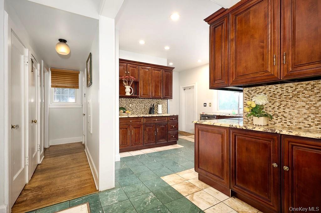 70 Frederick Place Property Photo 23
