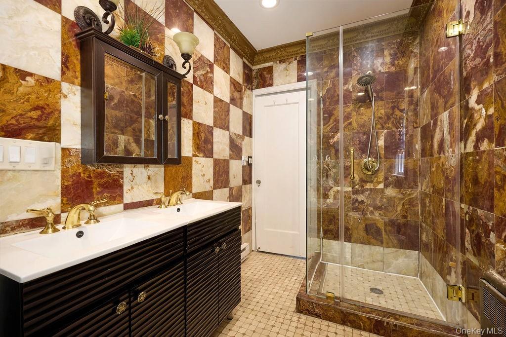 70 Frederick Place Property Photo 29