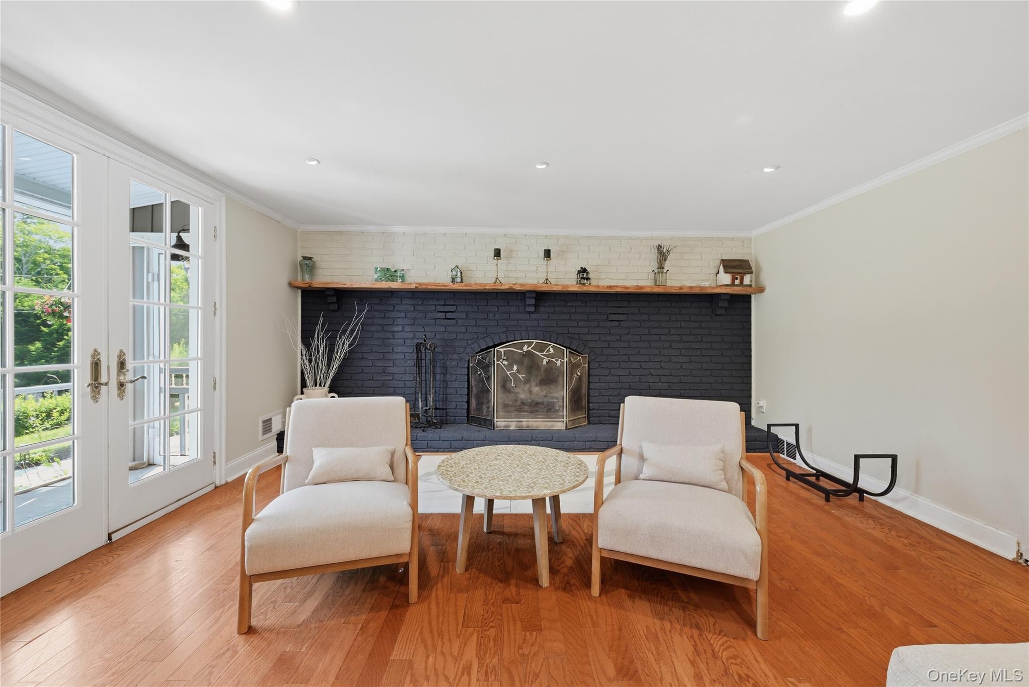 11 Crafts Road Property Photo 9