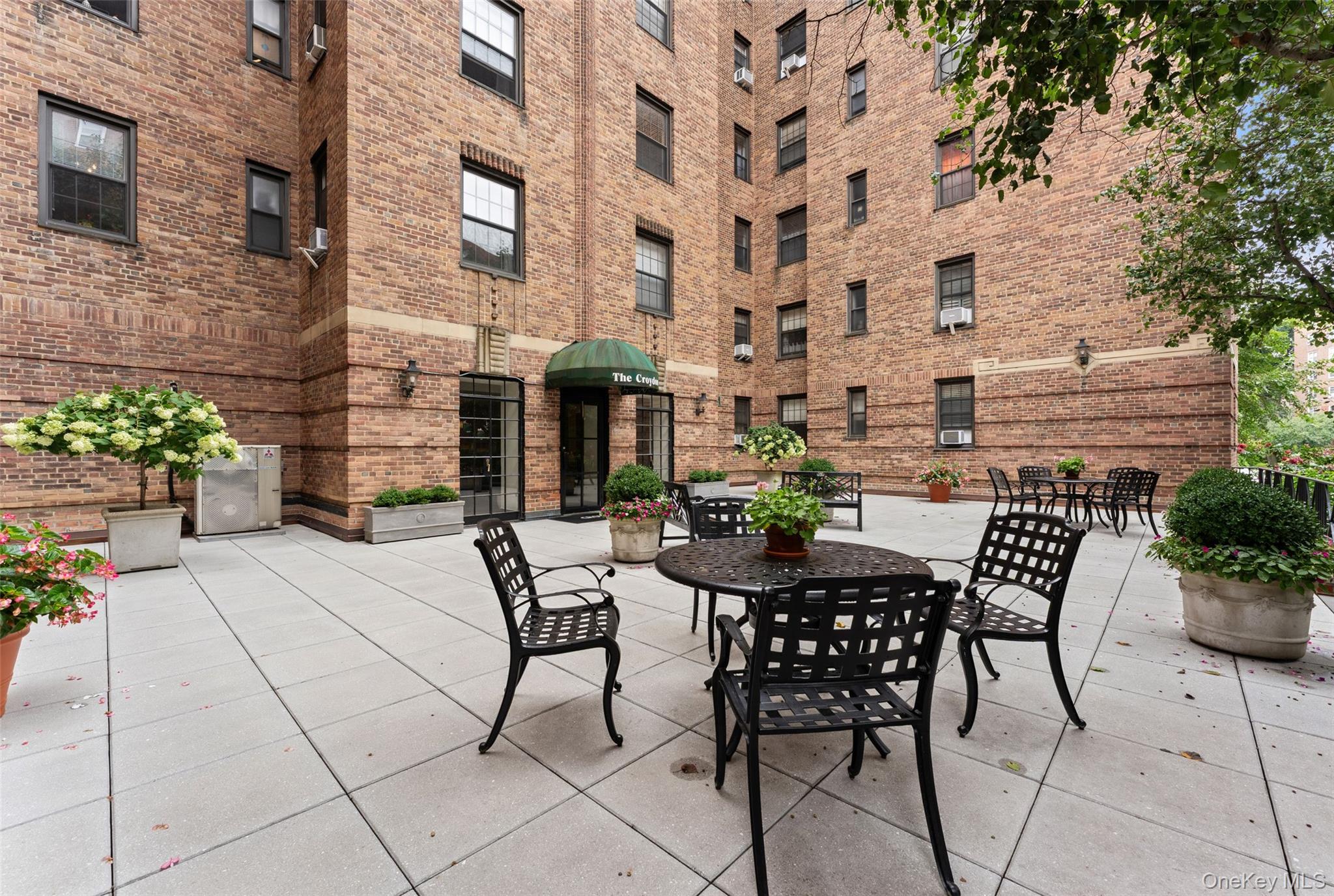 35 Parkview Avenue 5a Property Photo 24