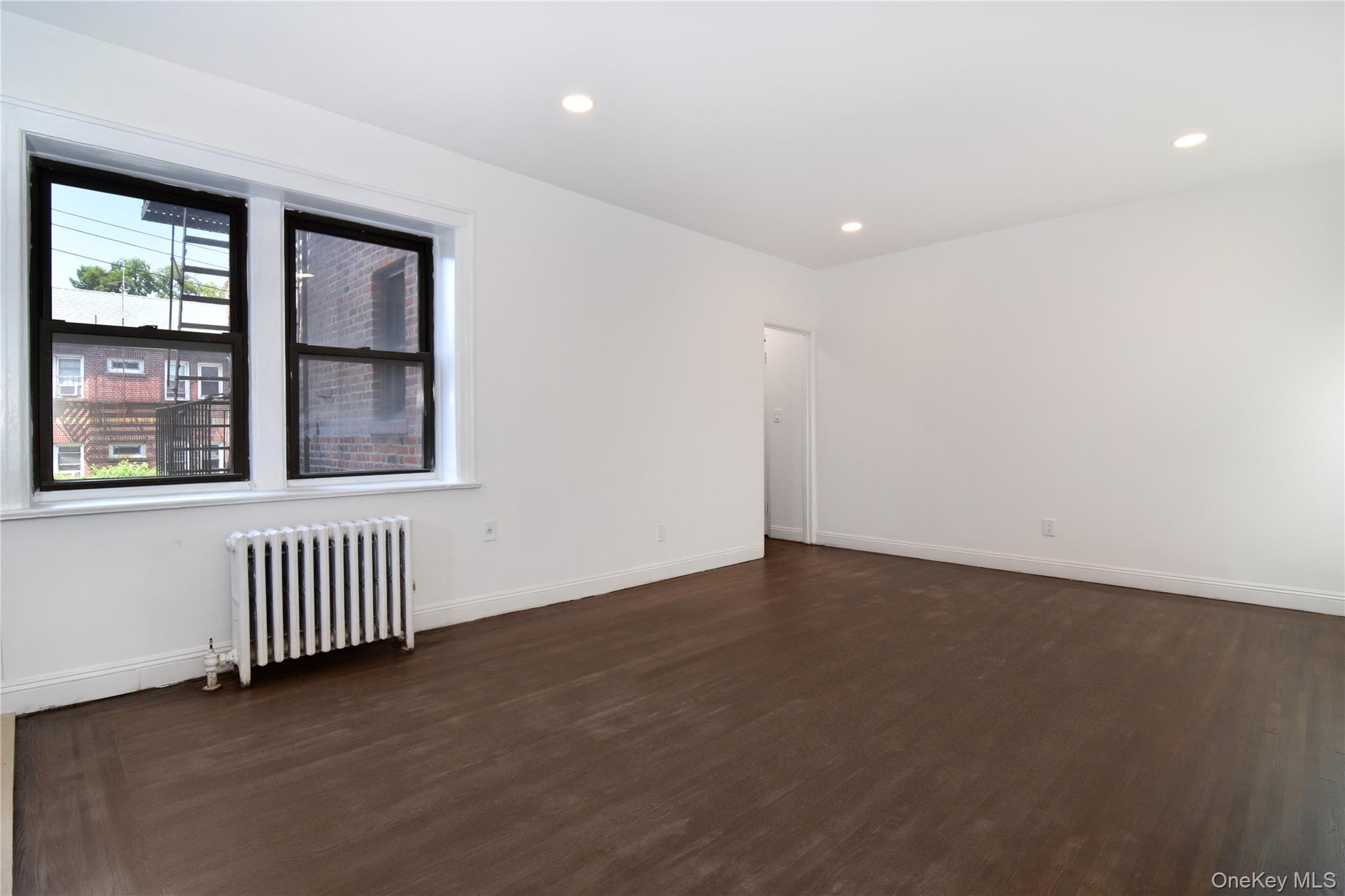 590 E 3rd Street 1m Property Photo 12