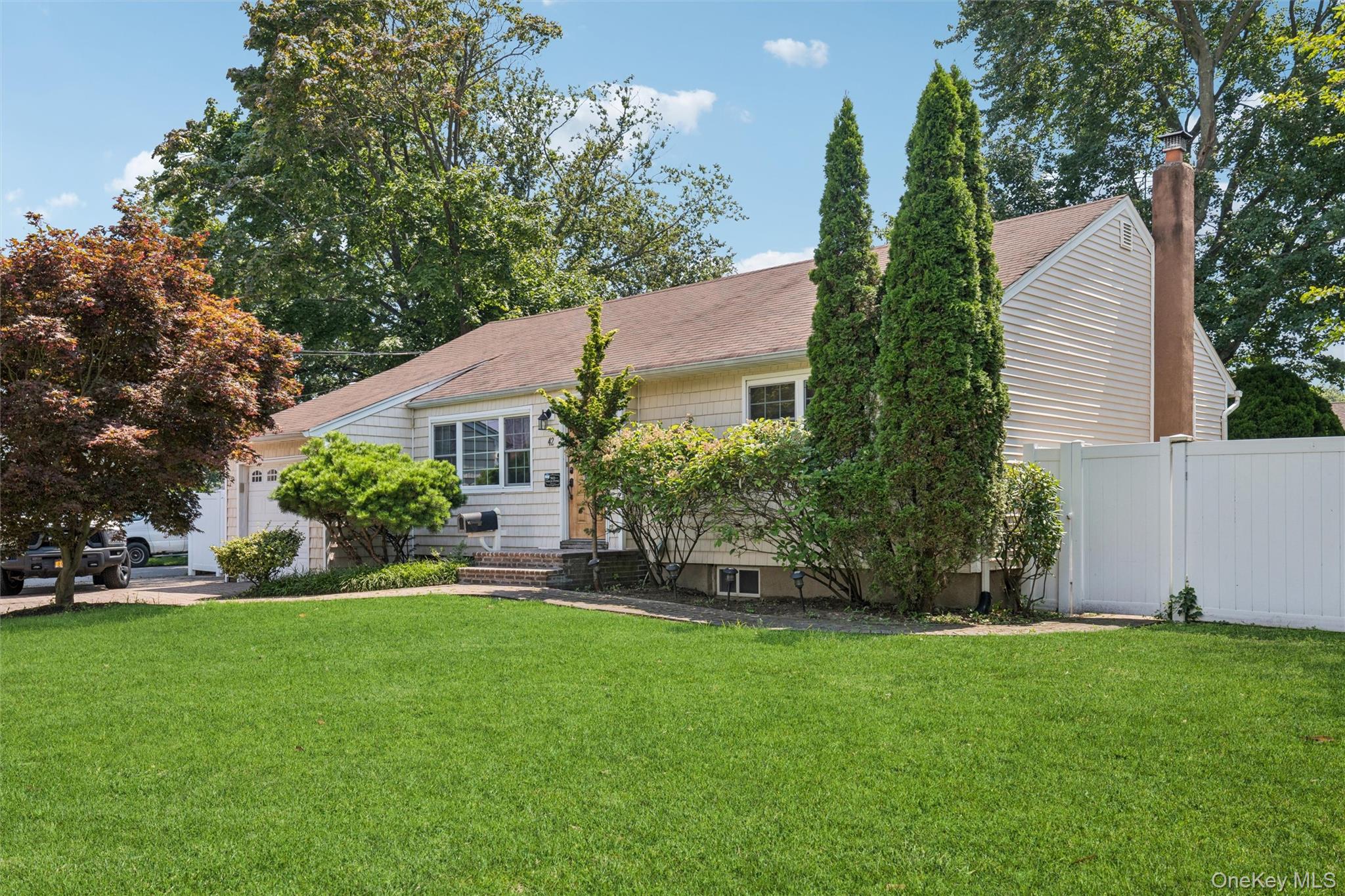 42 Lexington Avenue Property Photo 1