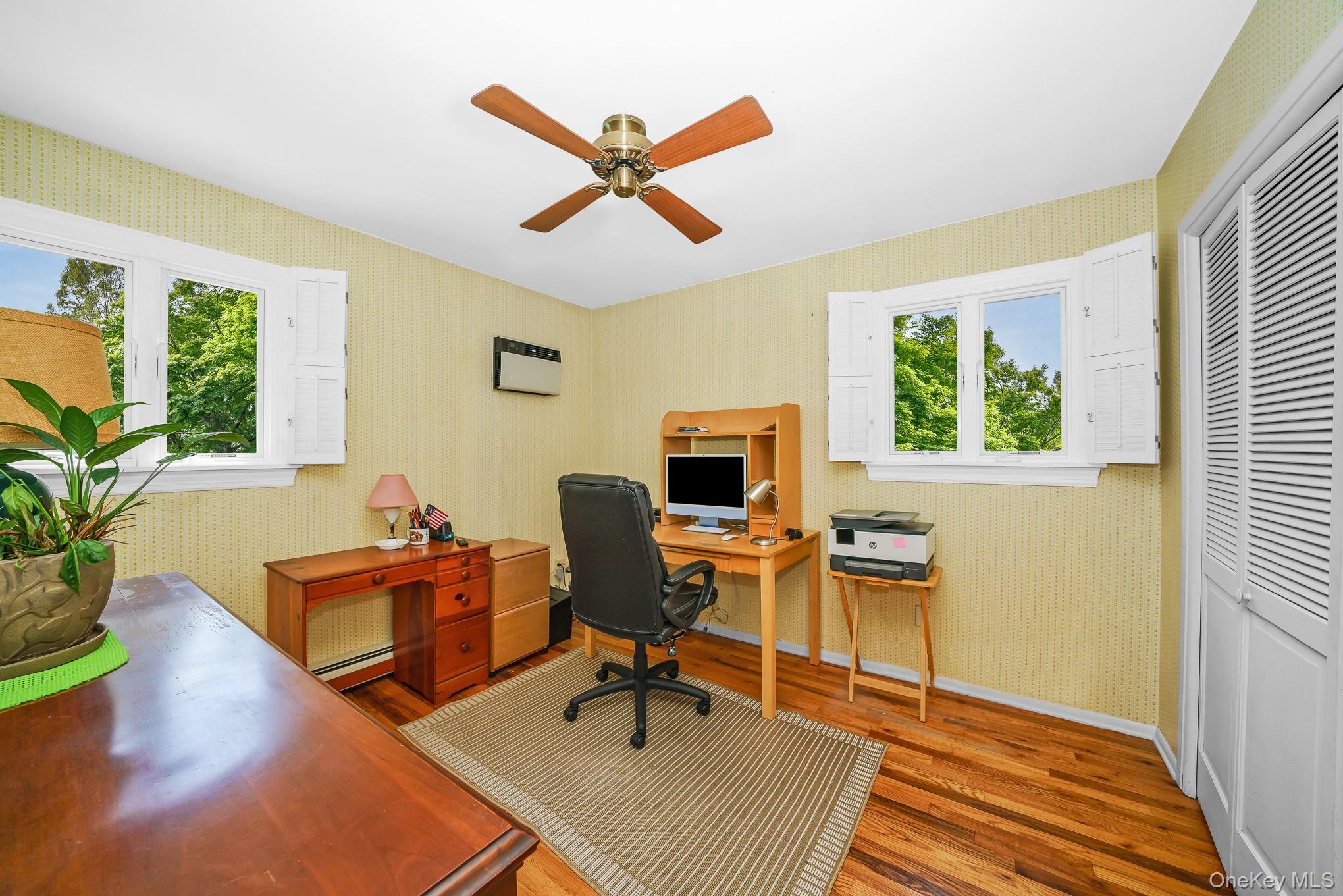 4 Oak Street Property Photo 9