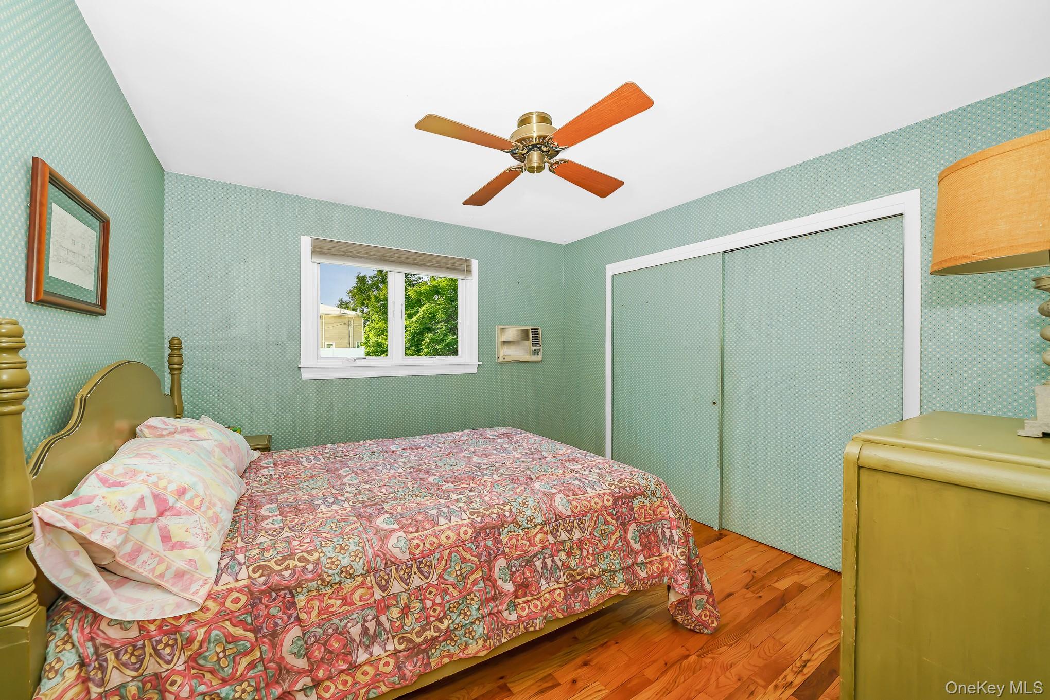 4 Oak Street Property Photo 11