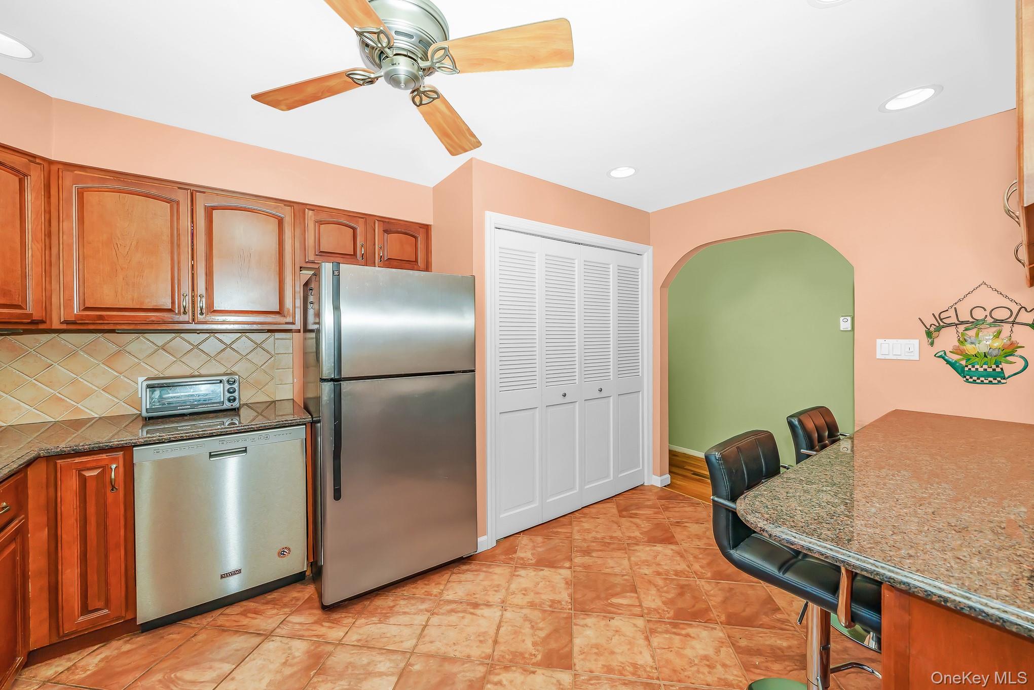 4 Oak Street Property Photo 17