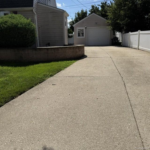 42 Hilltop Road Property Photo 8