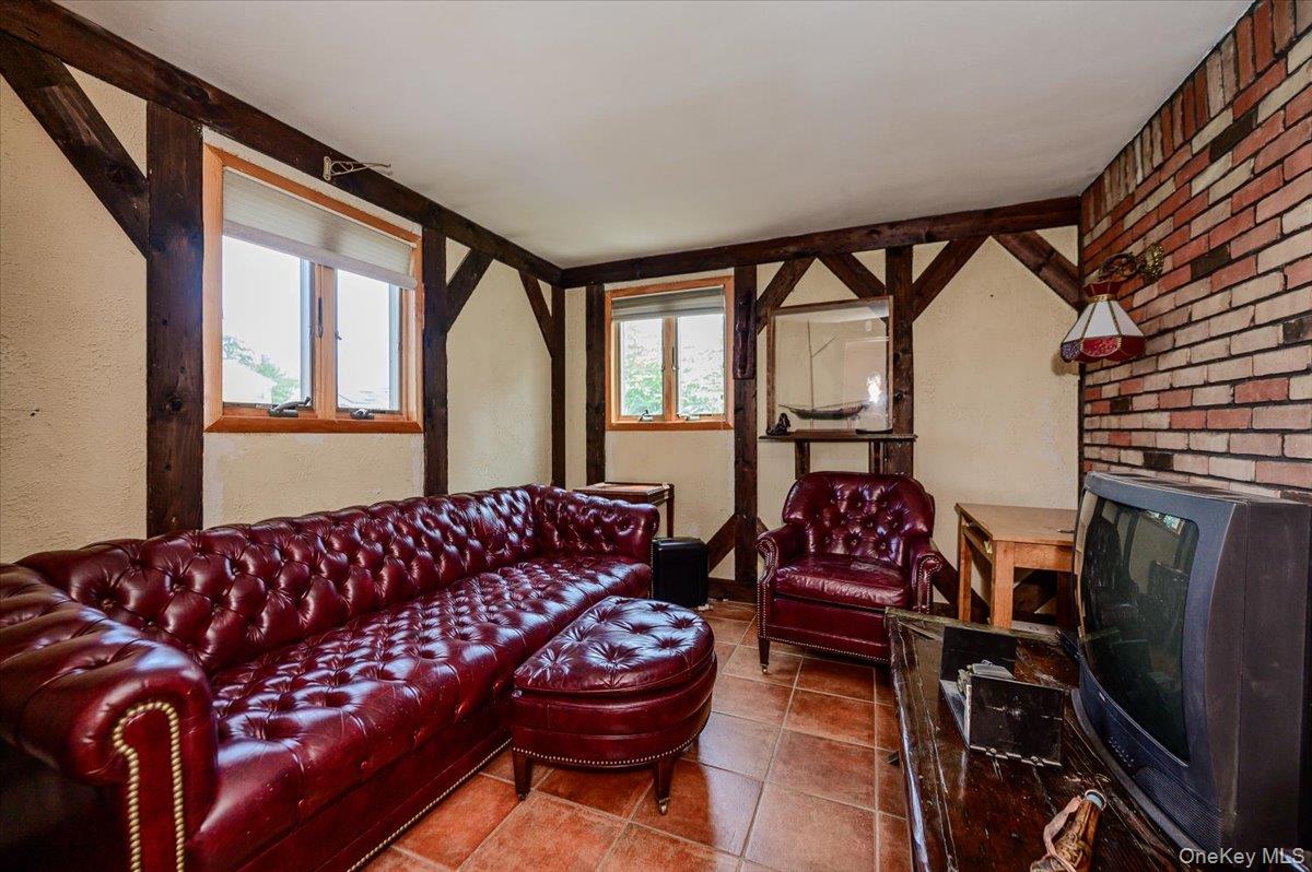 3291 Wolfson Drive Property Photo 14