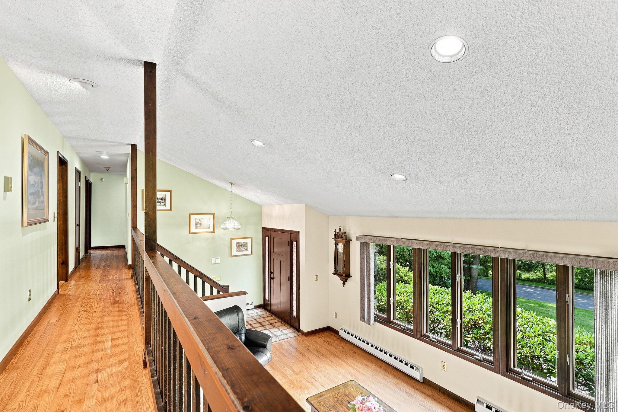 66 Maple Wood Drive Property Photo 14