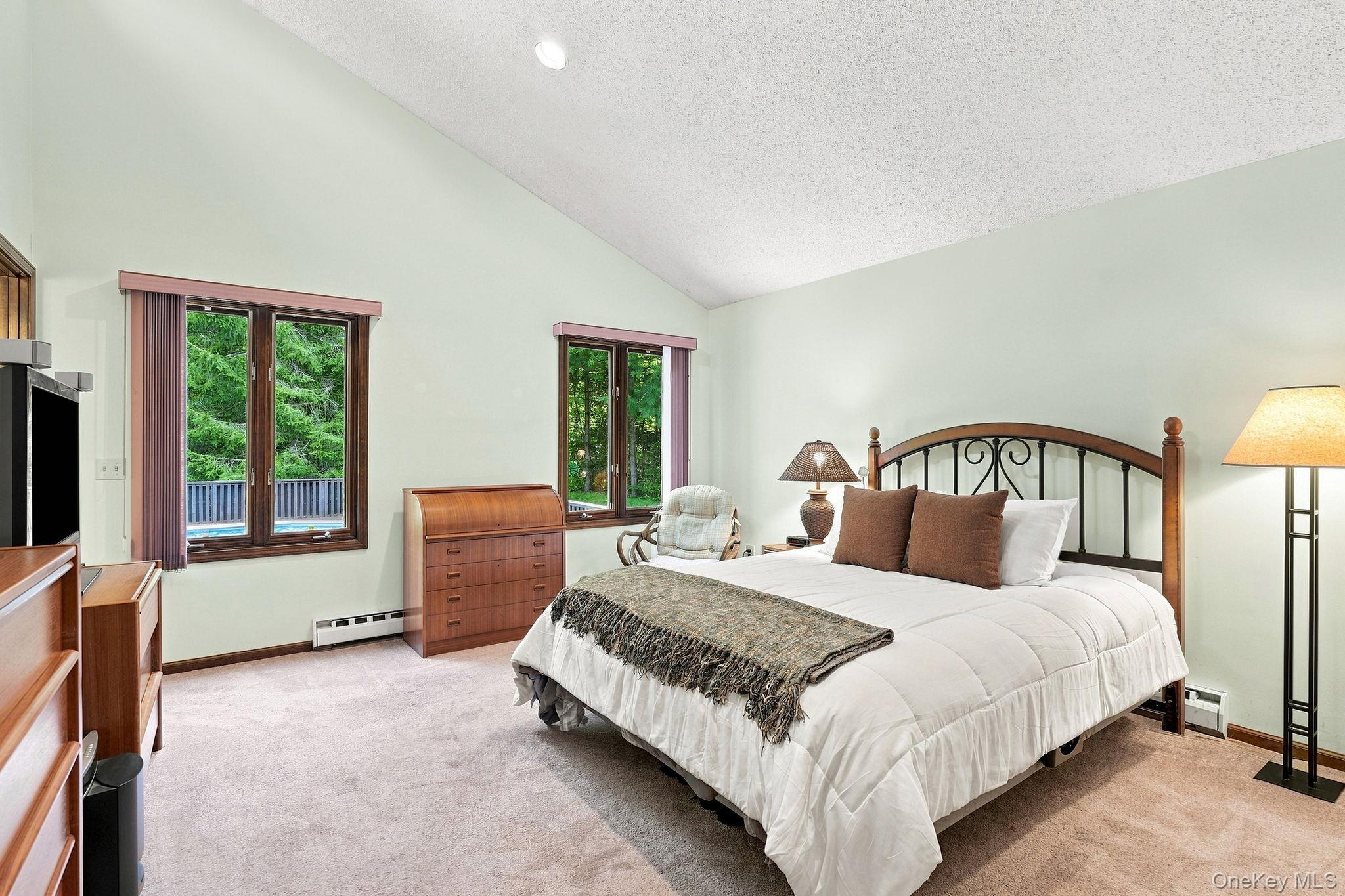 66 Maple Wood Drive Property Photo 15